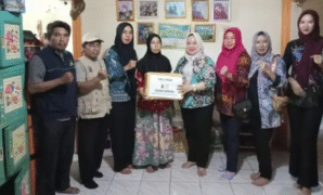 c Dinsos Lamsel Gerak Cepat Bantu Penderita Usus Bocor